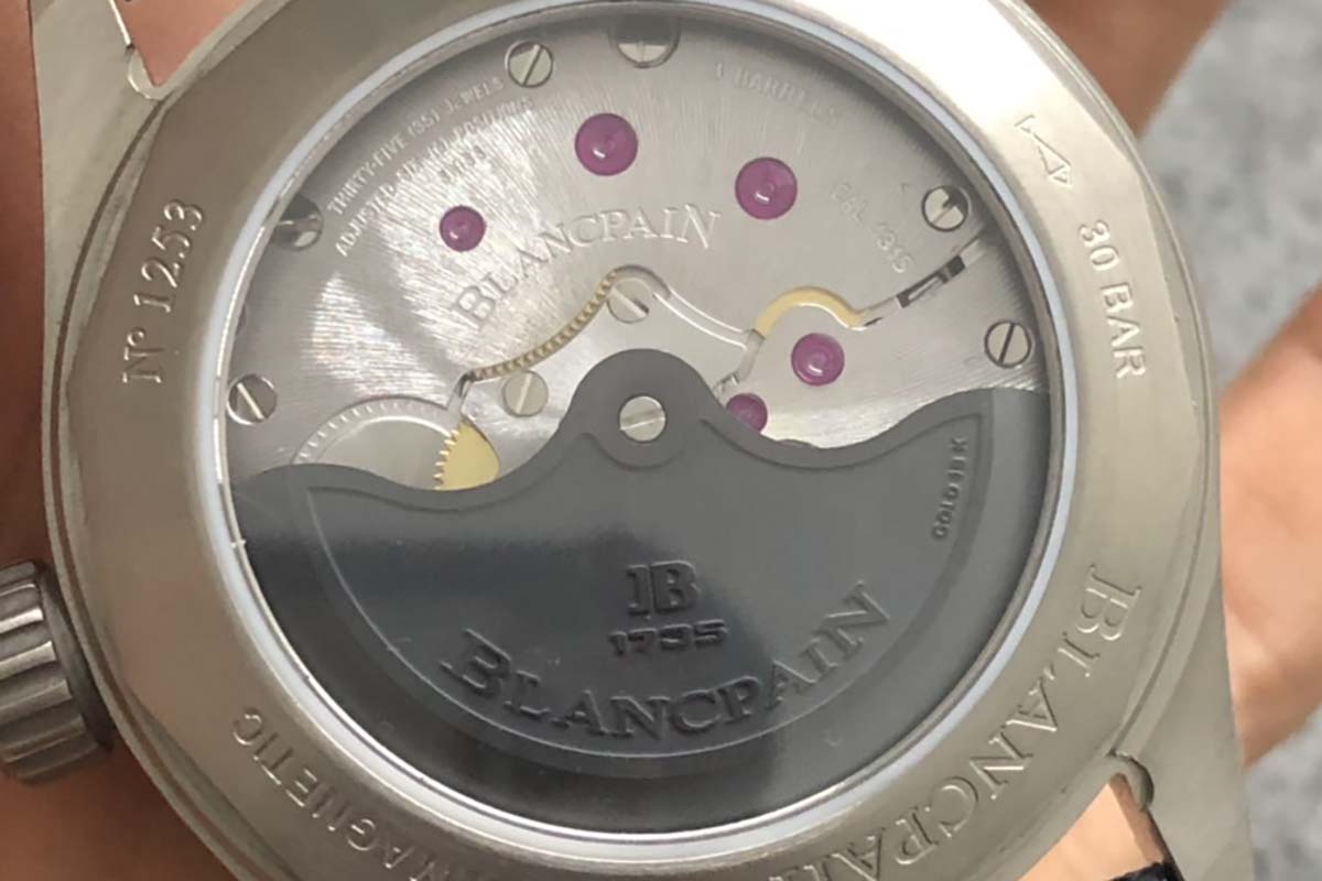 GF厂宝珀五十寻钛金属复刻腕表做工细节评测「商务与运动两种风格完美结合」