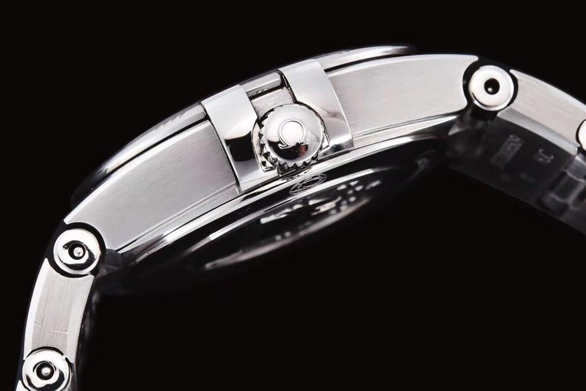 GF厂欧米茄星座系列25毫米贝壳白面复刻腕表做工质量究竟如何-品鉴GF厂女士腕表