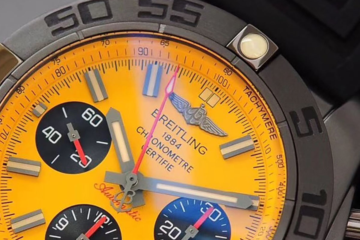 GF厂百年灵机械计时44毫米黑钢橙黄色字面复刻腕表做工细节深度评测