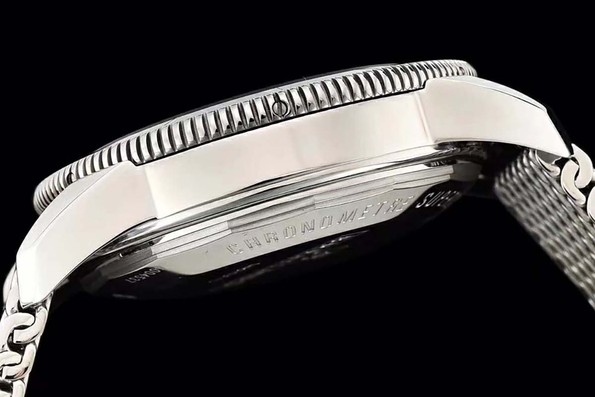 GF厂百年灵超级海洋文化系列黑圈黑盘复刻腕表做工细节质量究竟如何-品鉴GF厂复刻腕表