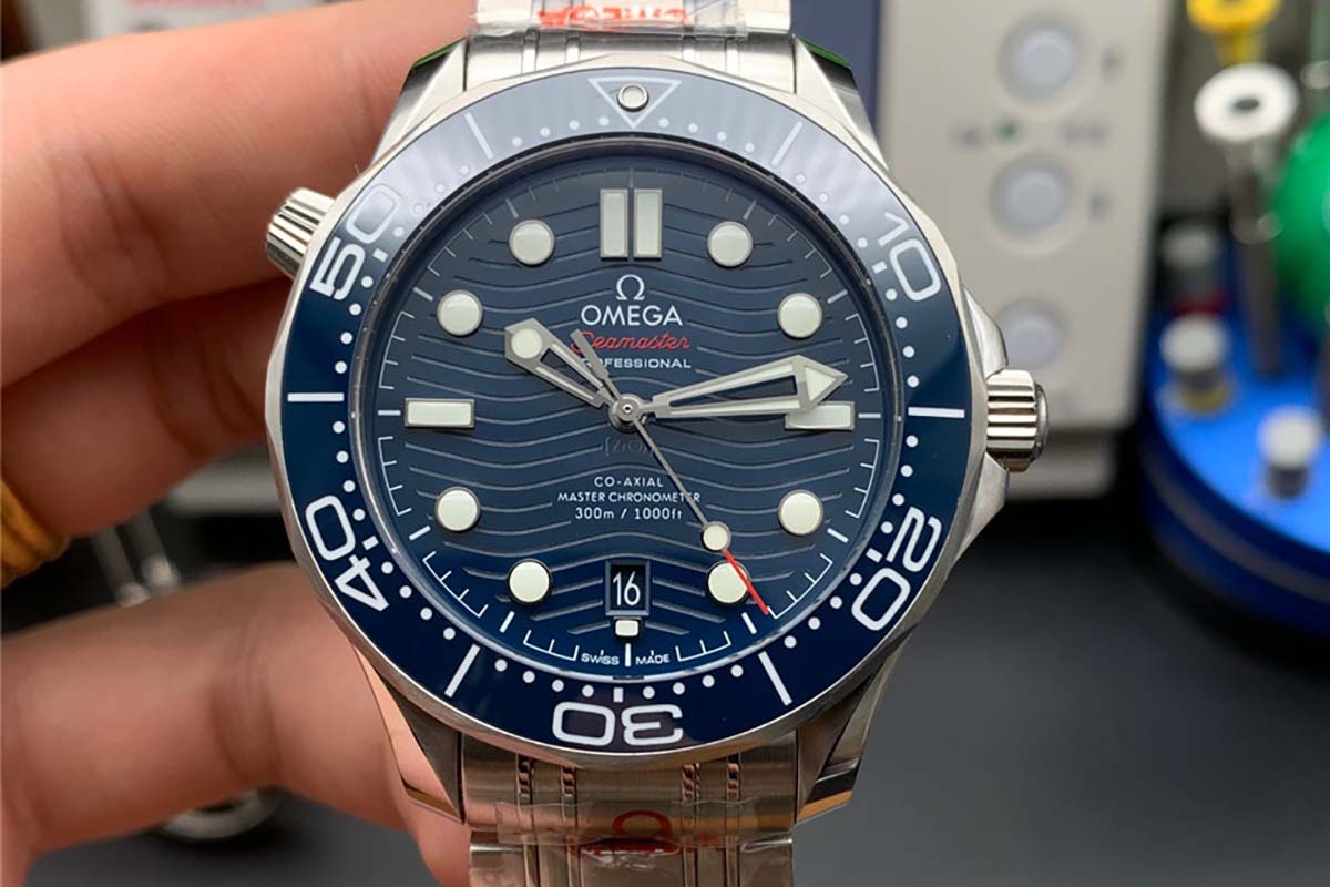 OR厂欧米茄海马系列300米蓝色波浪字面复刻腕表做工细节深度评测