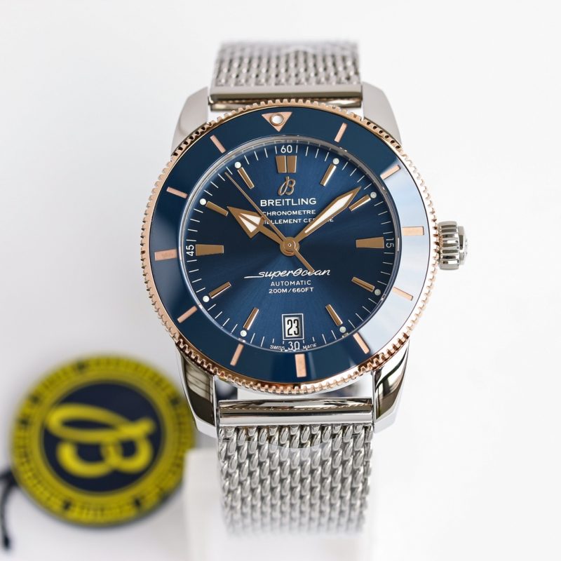 GF厂百年灵V2版超级海洋文化二代42mm腕表间金蓝盘