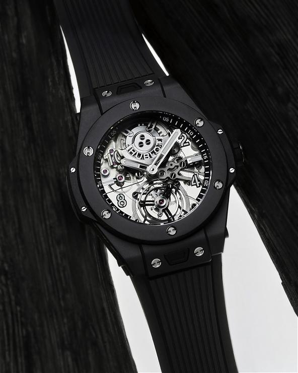 HUBLOT - 开创高性能复杂功能腕表的全新面貌 宇舶大爆炸系列魔力黑陶瓷陀飞轮腕表