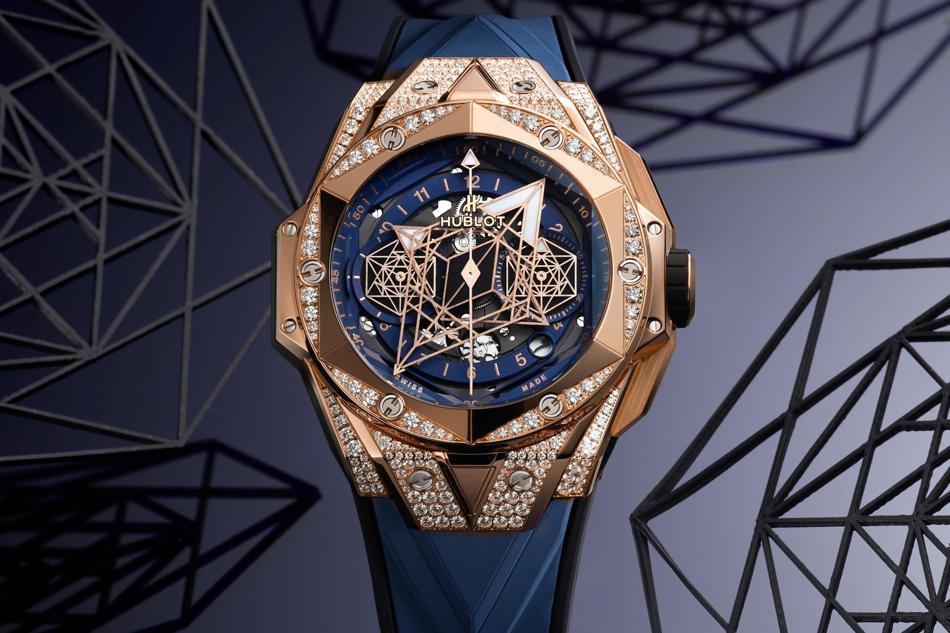 Hublot SANG BLEU II刺青王金密镶腕表（图片来源：Hublot）