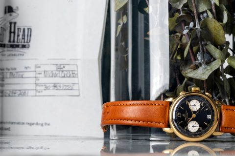 发现迈克尔·克莱顿曾经拥有百年灵计时码表，背后有一个好奇的背景故事