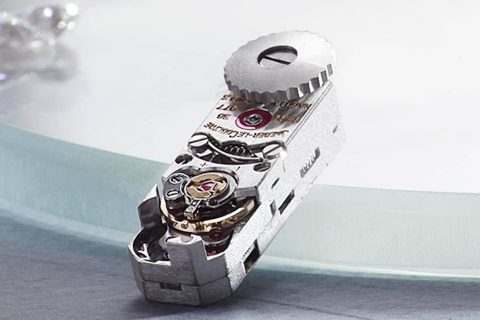 英女王逝世｜女王加冕礼佩戴Caliber 101 积家世上最小机芯名表