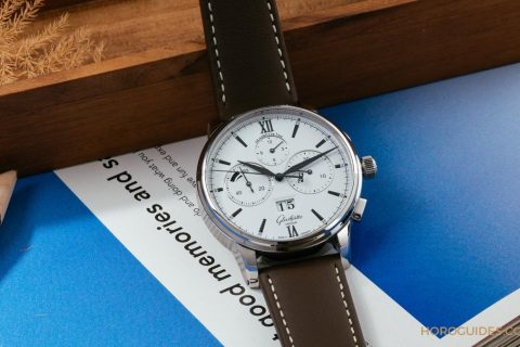 什么时候看都经典黑白配色的GO议员大日历计时腕表