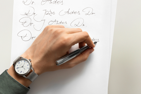 迈向成熟第一步，NOMOS帮新鲜人做好职场准备