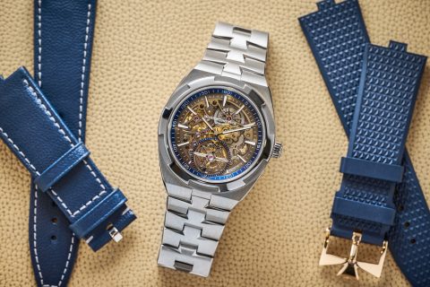 动手操作江诗丹顿海外陀飞轮镂空钛金属