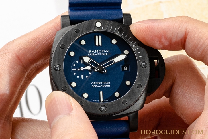 OFFICINE PANERAI - 大热蓝面、新规格44mm！ 沛纳海Submersible QuarantaQuattro PAM01232和PAM01391