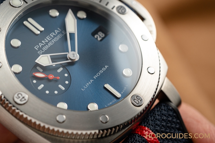 OFFICINE PANERAI - 大热蓝面、新规格44mm！ 沛纳海Submersible QuarantaQuattro PAM01232和PAM01391