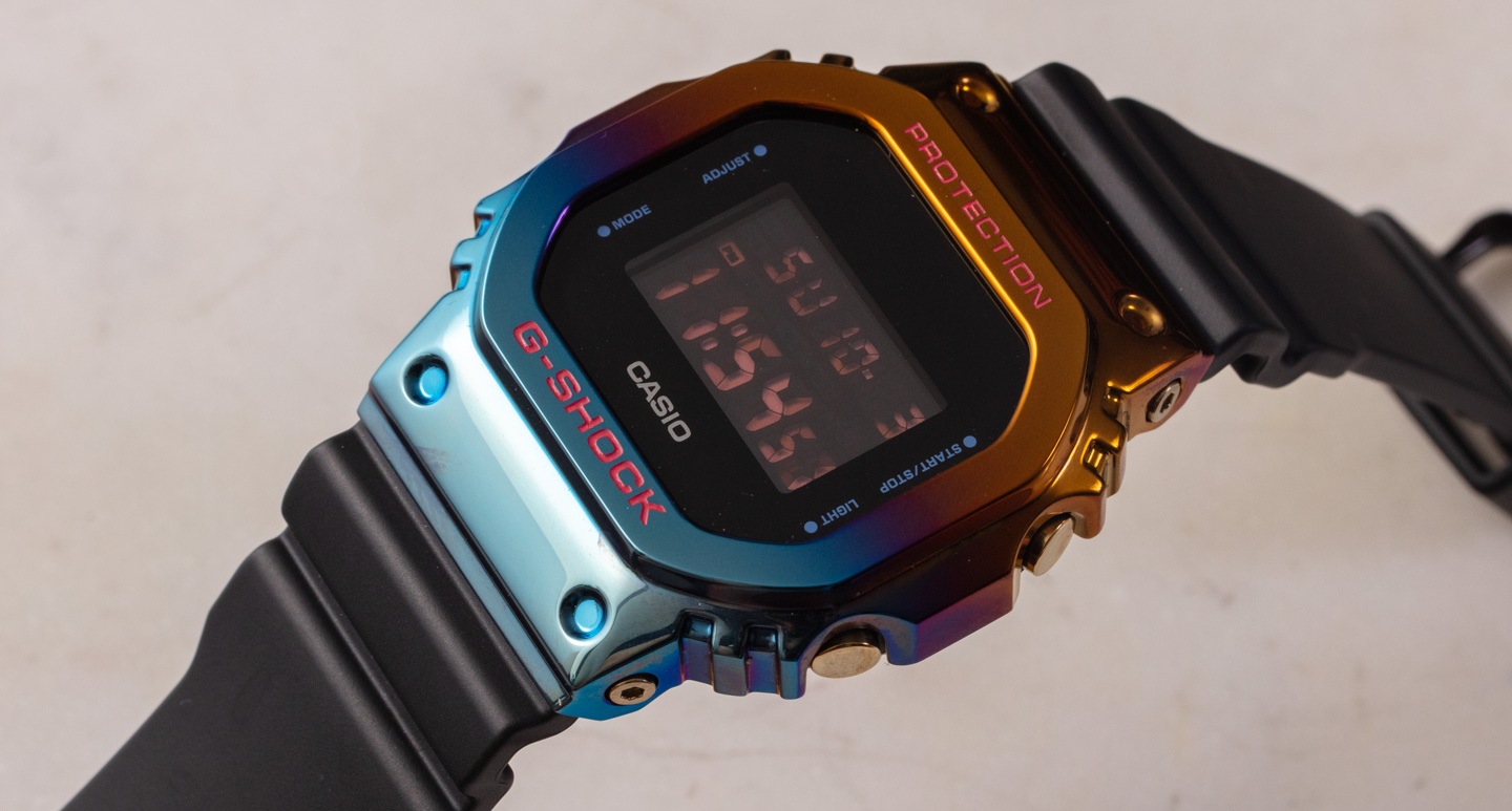 动手：卡西欧 G-Shock GM5600SN-1 “东京之夜”彩虹手表