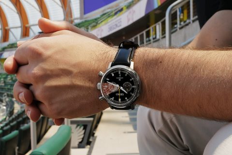 动手实践这个精工LE不会让你成为一个更好的运动员，但它尊重那些竞争者