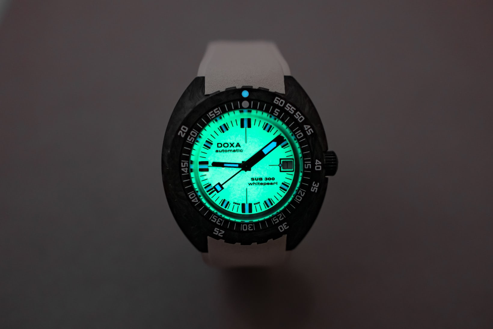 lume 表盘 doxa