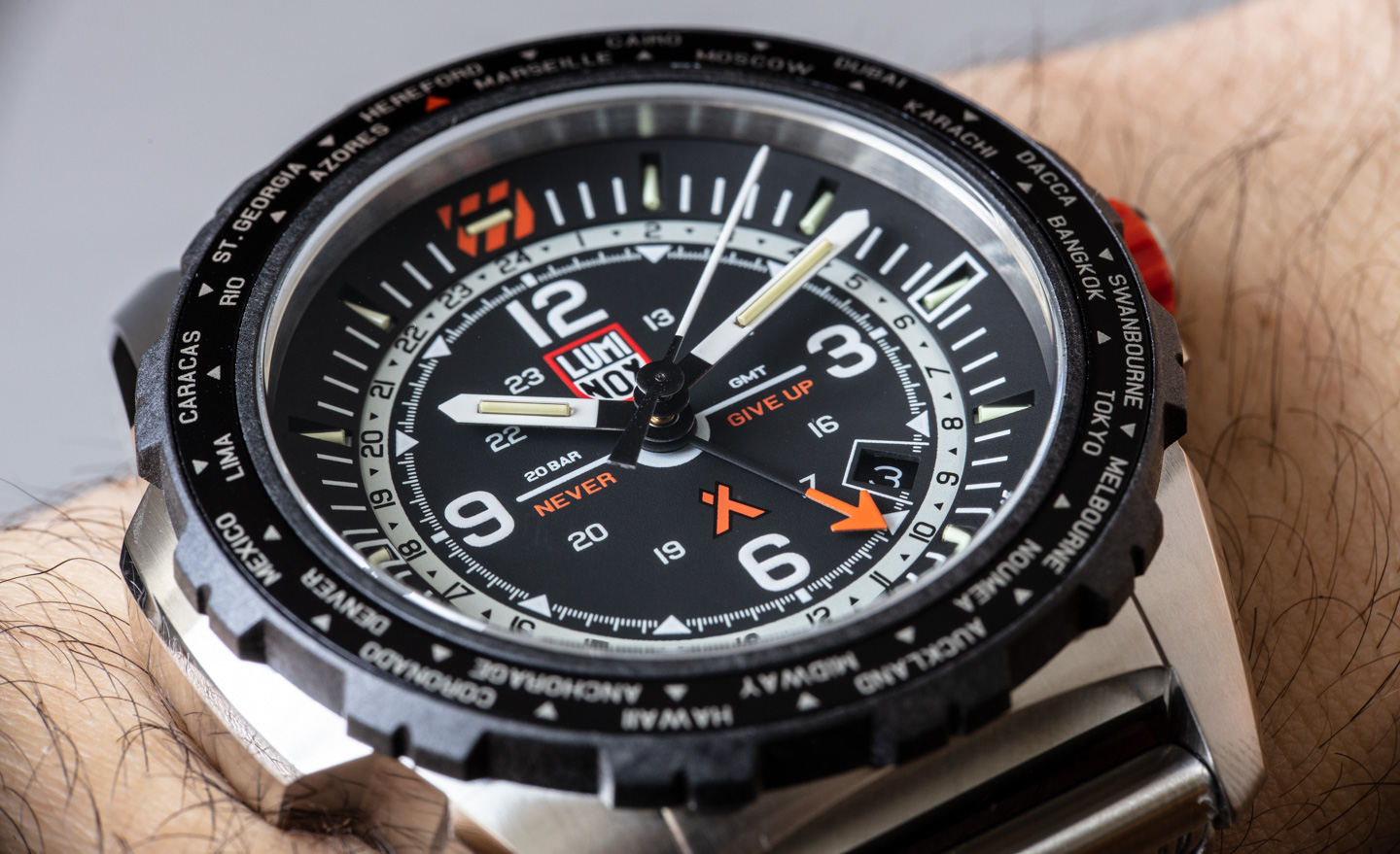 手表评论：Luminox Bear Grylls Air 系列 GMT 3762