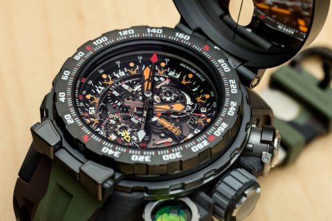 Richard Mille RM 25-01 Tourbillon Adventure 西尔维斯特史泰龙是年度最狂野的腕表之一