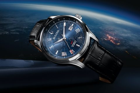 正在推出宝路华全新经济实惠的GMT将我们最喜欢的复杂功能之一民主化