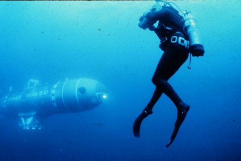 发现这些是海事专业人士实际佩戴的手表