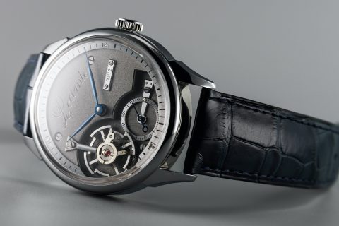 弗洛伦特·莱孔特 (Florent Lecomte) 教过法国最聪明的年轻制表师后值得一看的，他已准备好成为自己的焦点